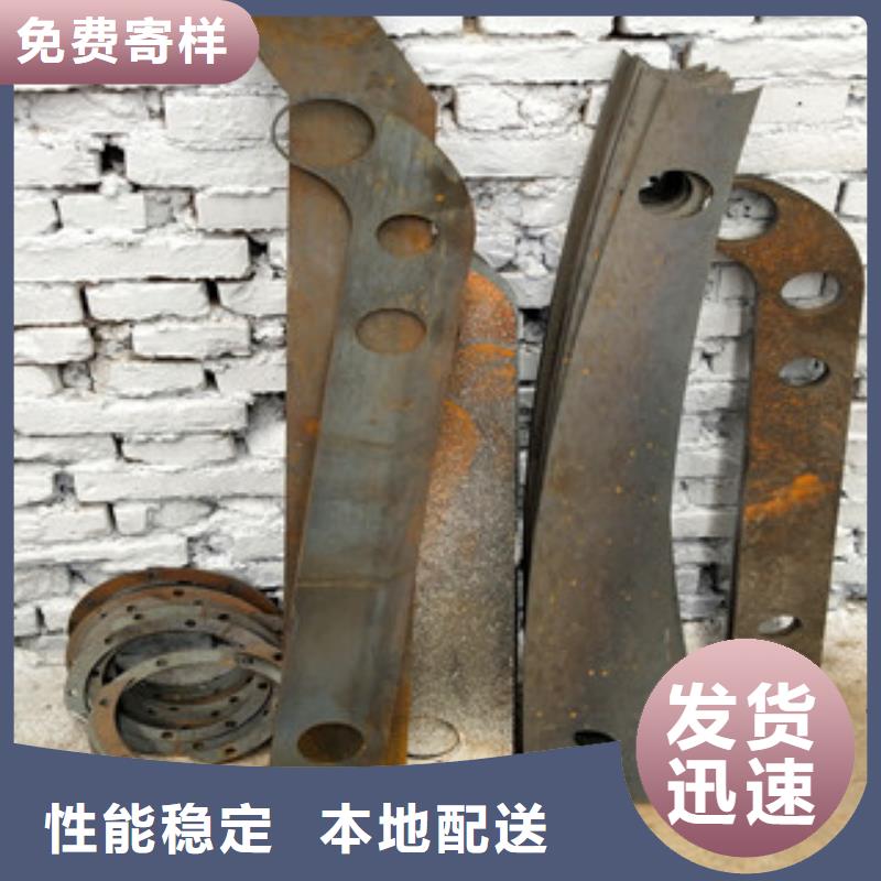 镀锌管景观护栏鼎辰【 桥梁护栏河道防撞栏杆常年供应】