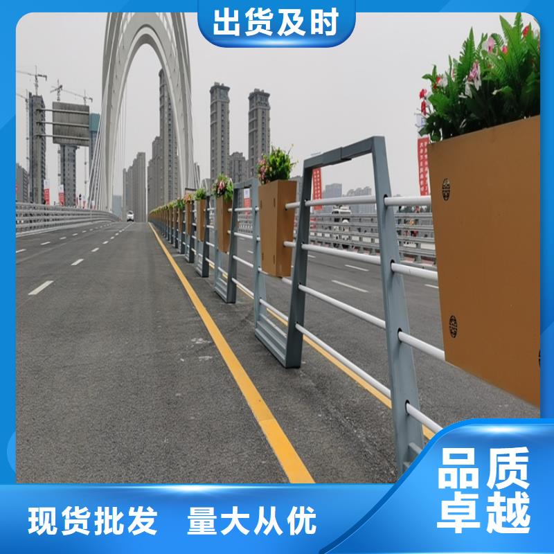 海南保亭县碳钢管木纹转印栏杆长期承接