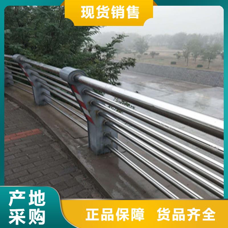 三横梁桥梁防撞护栏安装便捷展鸿护栏售后有保障