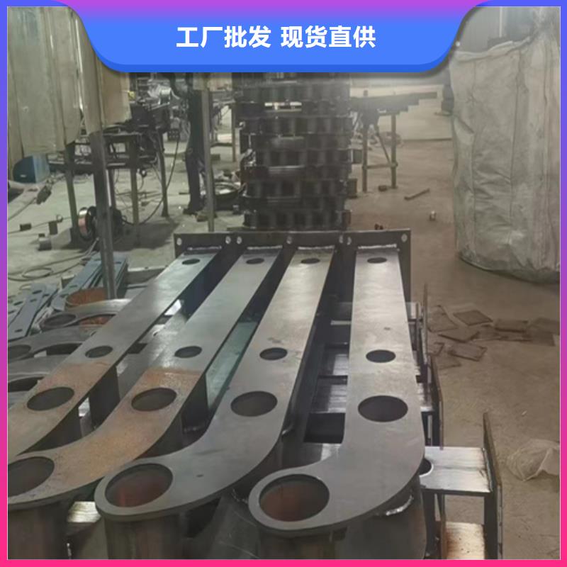 防撞护栏生产厂家-踏踏实实做产品