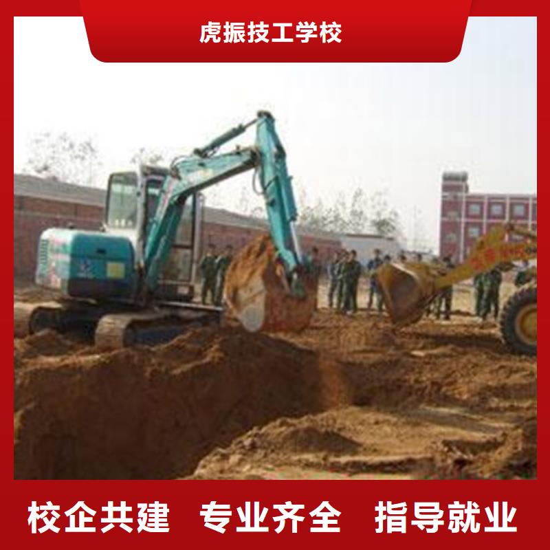 能培训铲车叉车的技校初中毕业学什么技术好