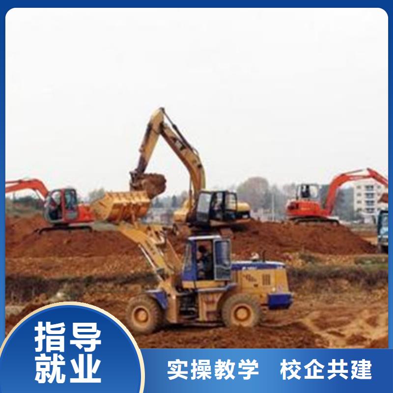  塔吊叉车培训就业不担心