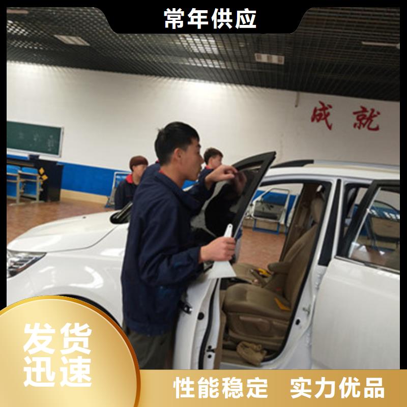 【汽车钣金喷漆培训】挖掘机钩机驾驶培训学真本领