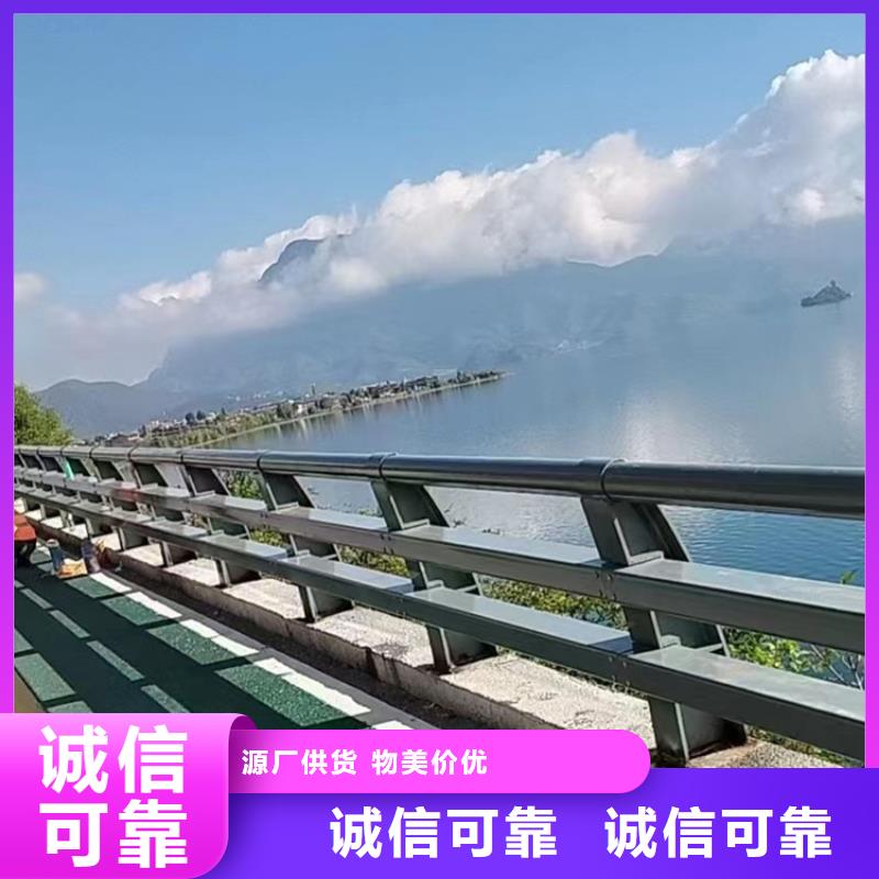 人工湖不锈钢仿木隔离防撞护栏多少钱一米