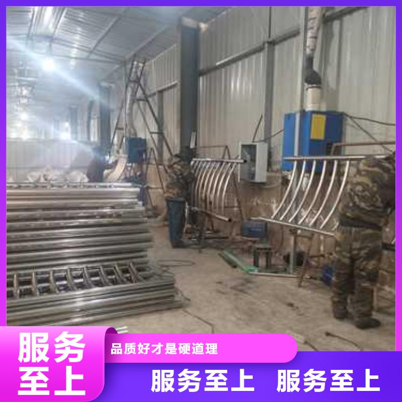 不锈钢复合管防撞护栏国道抗冲击围栏海量现货直销