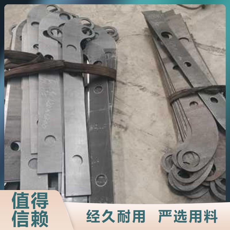不锈钢复合管防撞护栏镀锌喷塑防撞栏工厂直营