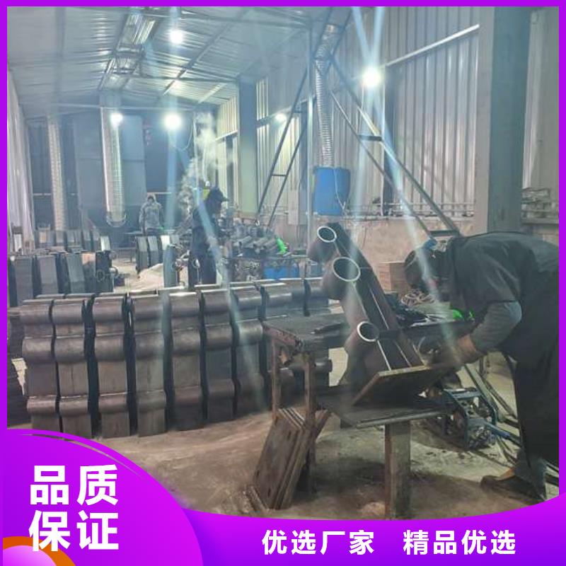 防撞护栏_市政道路防护栏现货充足量大优惠