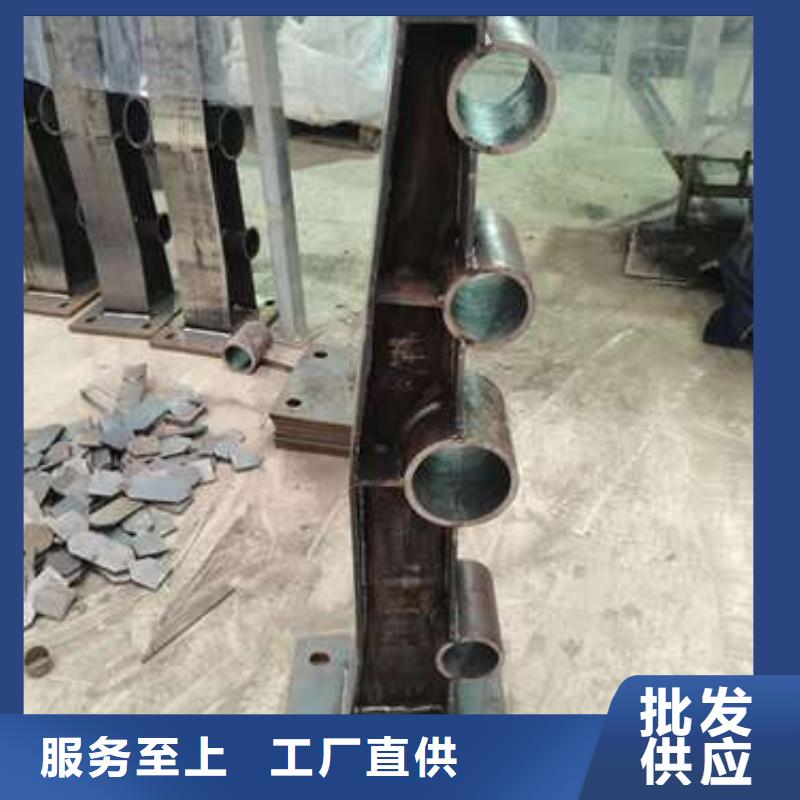 护栏_镀锌波形护栏联系厂家