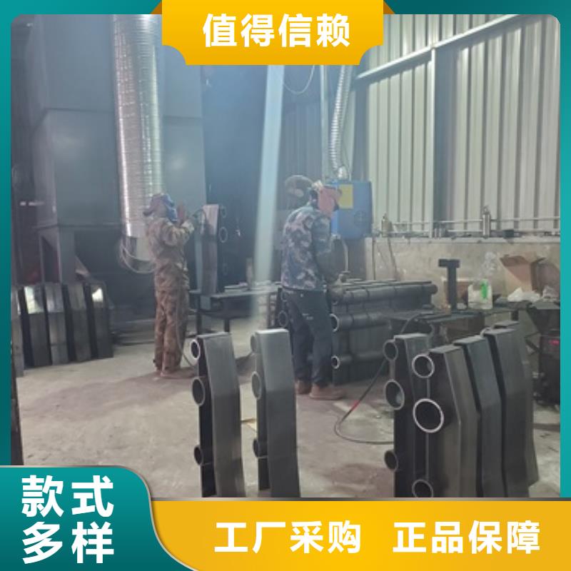 防撞护栏热镀锌立柱实力雄厚品质保障