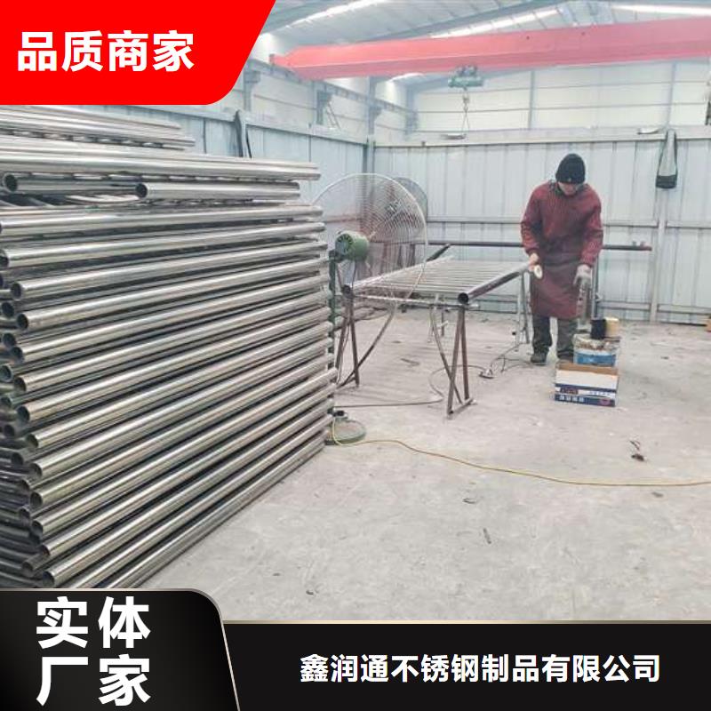 防撞护栏防撞护栏立柱实力厂家