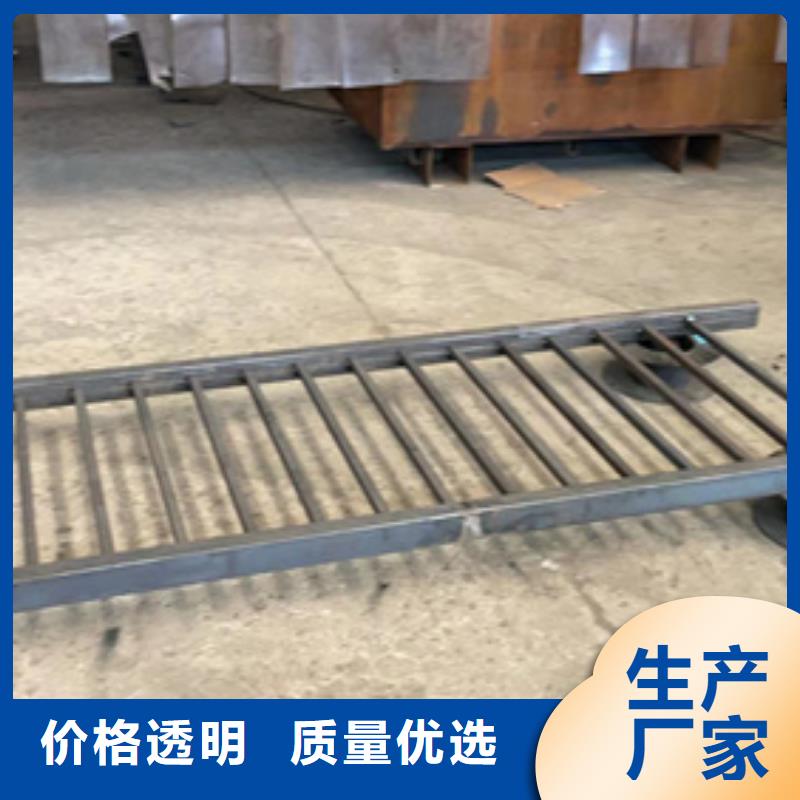 不锈钢复合管道路护栏厂家-为您服务