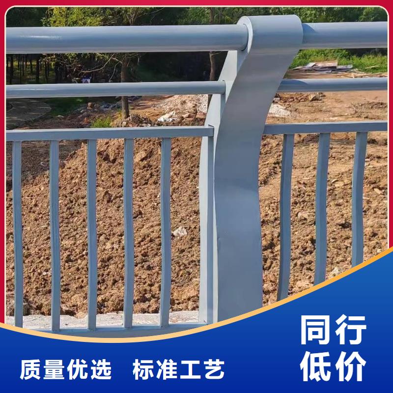 仿木纹河道护栏栏杆不锈钢河道栏杆多少钱一米