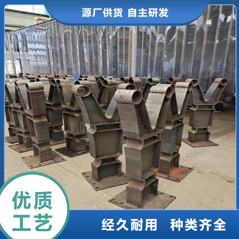 桥梁防撞护栏,热镀锌立柱设计制造销售服务一体