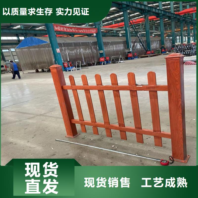 道路防撞护栏,不锈钢复合管栏杆多行业适用