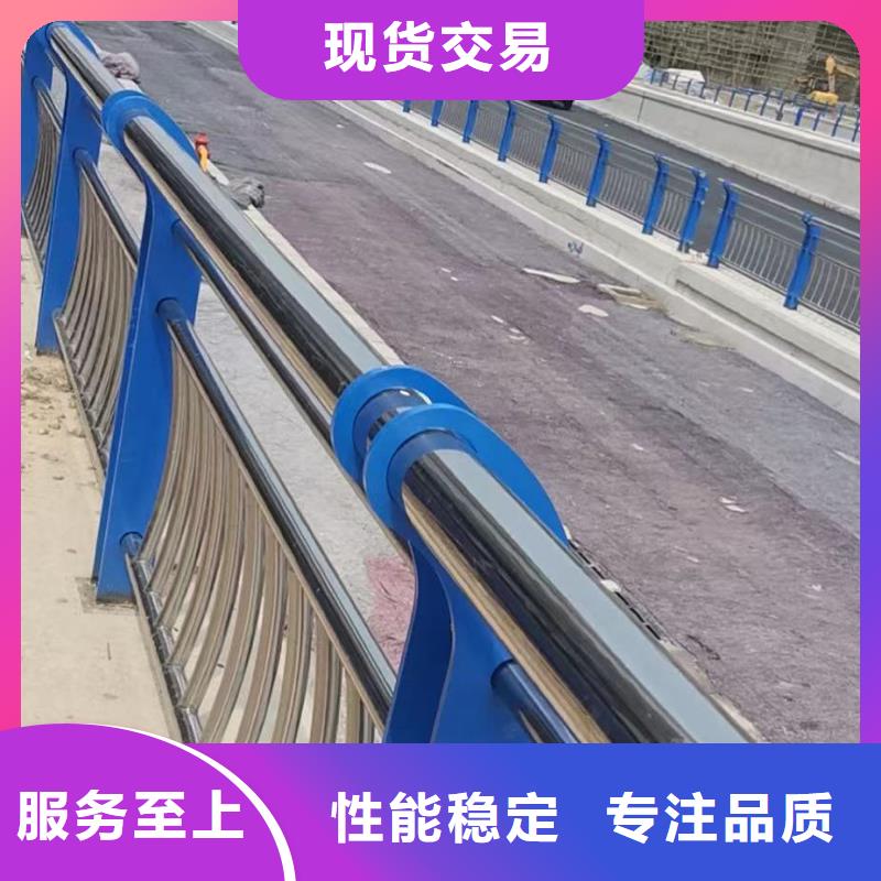 道路防撞护栏,灯光防撞护栏现货实拍