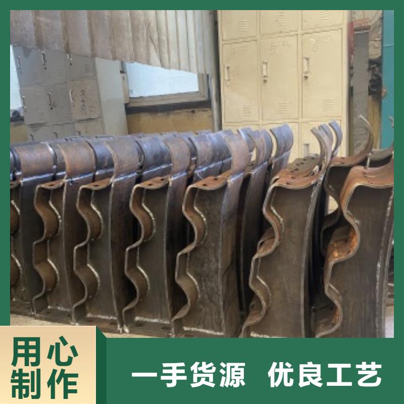 镀锌管景观护栏防撞护栏厂家【 灯光护栏 不锈钢复合管产地工厂】