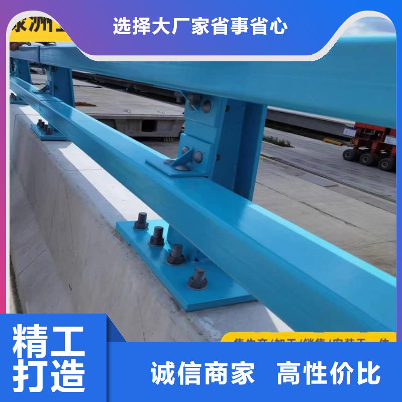 生产复合管防撞栏杆来厂考察