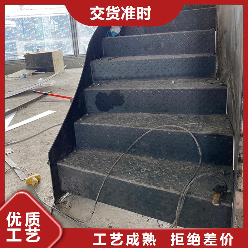 北京市平谷金属楼梯复试错层居室款式多样