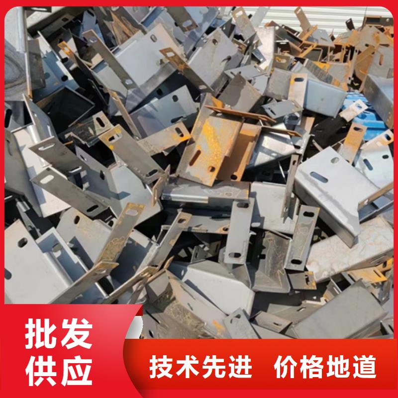 高速公路护栏板产品质量过关