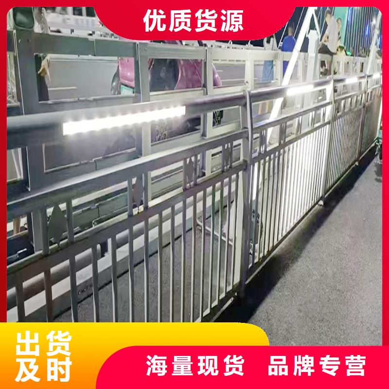 铝合金护栏拥有先进的设备