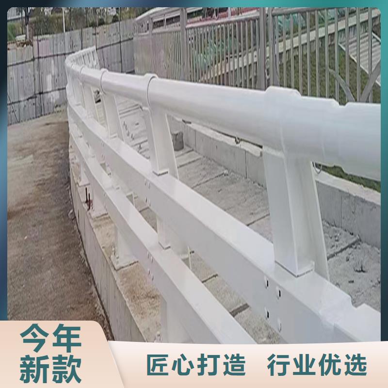 防撞灯光护栏种类丰富